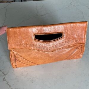 Leather clutch bag made in Moracco.